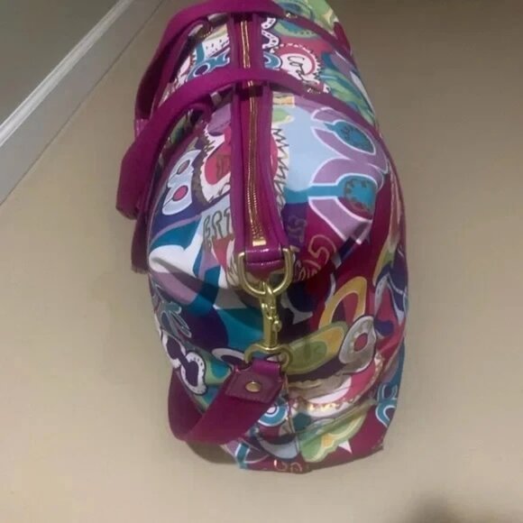 Coach Poppy Graffiti XL Weekender/Travel Bag 2 Way 22" w Hang Tag NEW COA - Picture 2 of 6